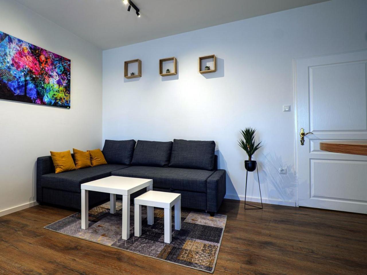 Aparthotel Flataid Gaestehaus Graschi - Steinbergstrasse Graz